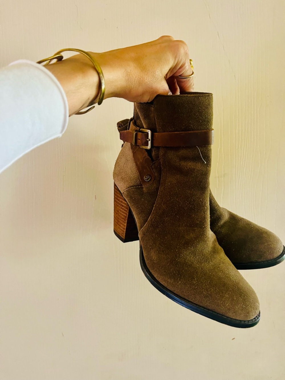 Western Boho Cowgirl Festival Concert Olive Suede Leather Harness Booties 7.5